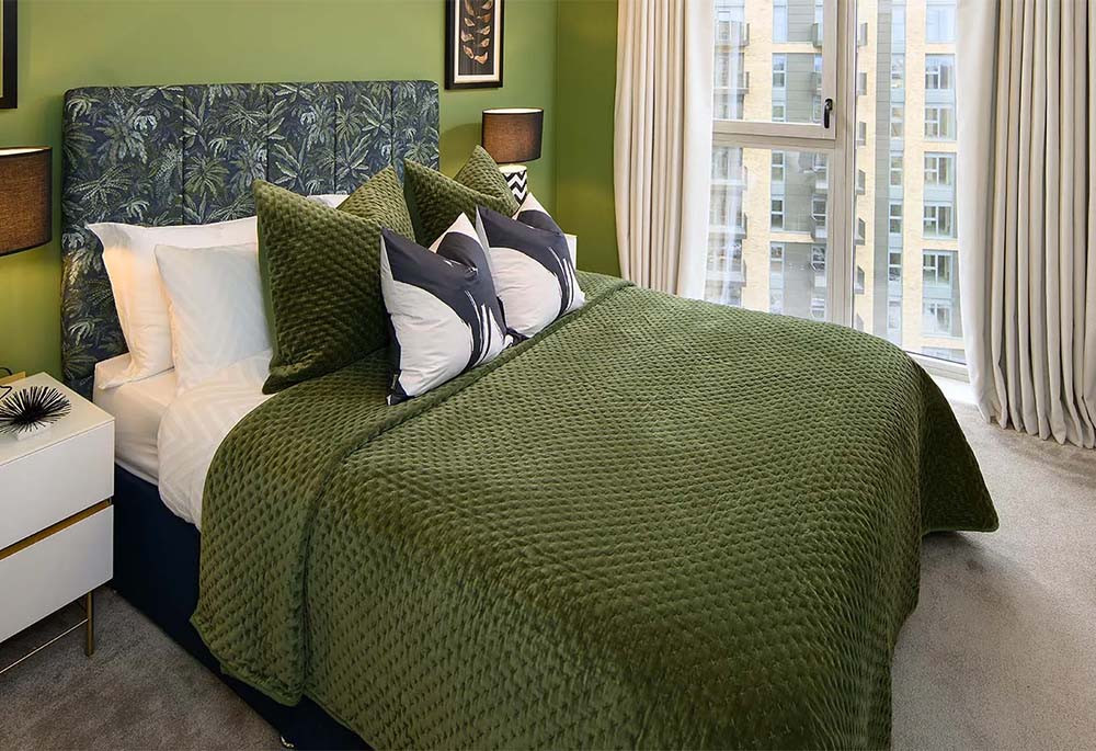 Bedroom view of Bankside Gardens Image 1