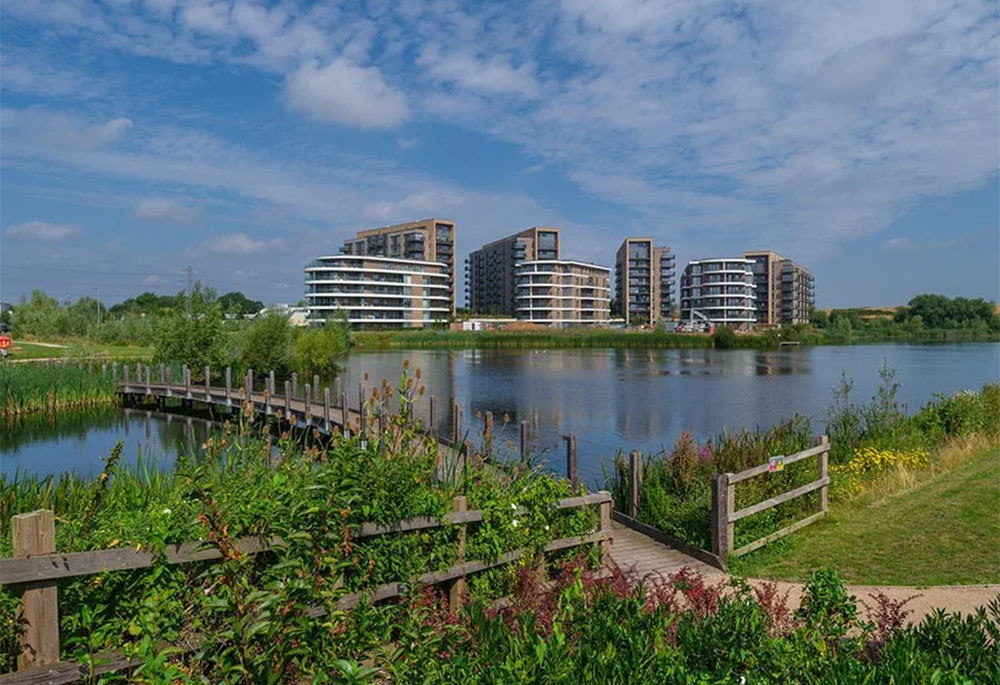 Exterior view of Bankside Gardens Image 2