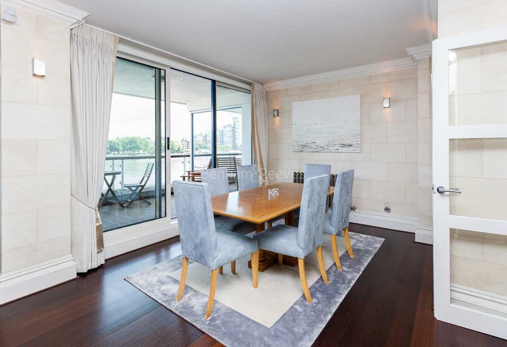 Reception view of Chelsea Harbour Image 2