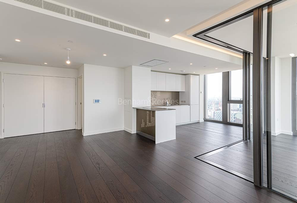 Reception view of Damac Tower Image 1