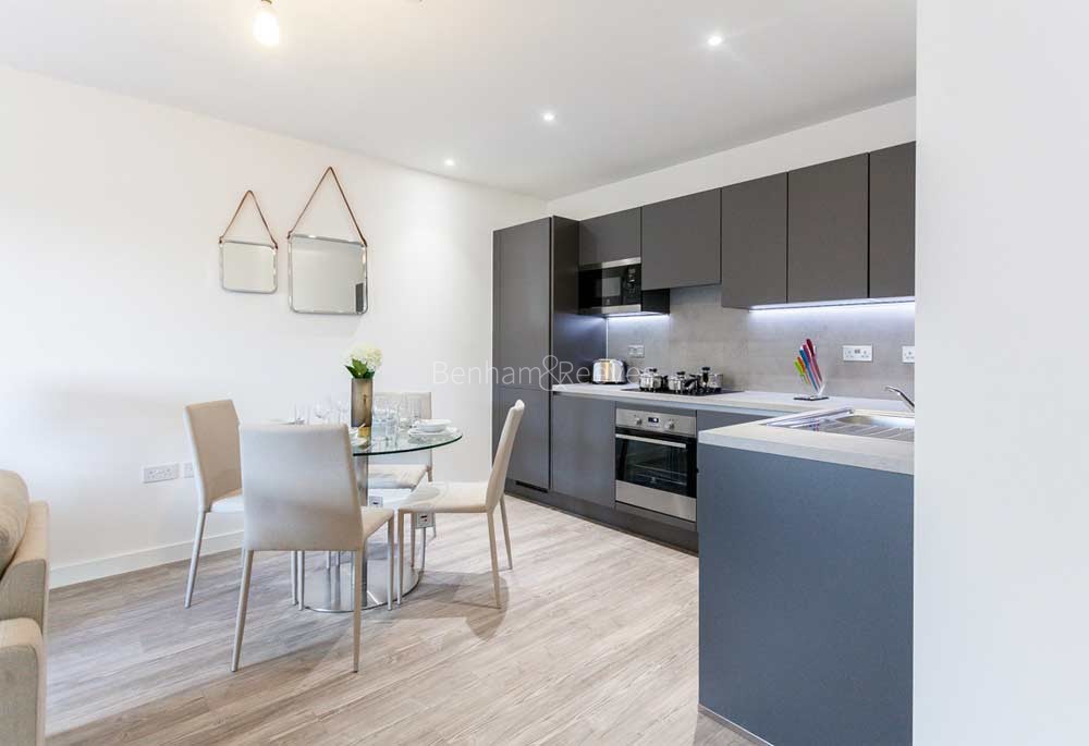 Kitchen view of Upton Gardens Image 1