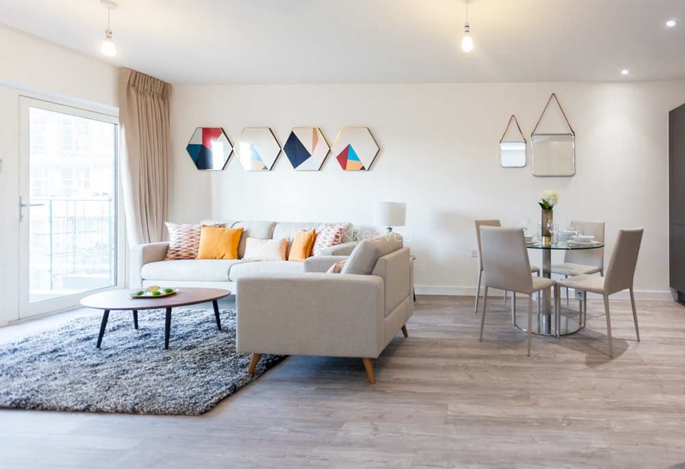 Reception view of Upton Gardens Image 1