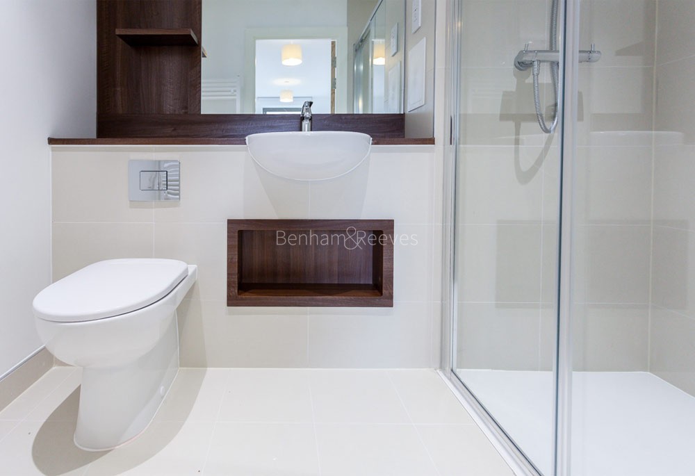 Bathroom view of Wembley Park Gate Image 1