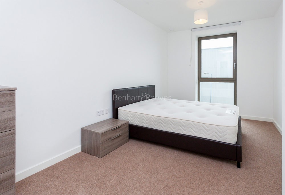 Bedroom view of Wembley Park Gate Image 2