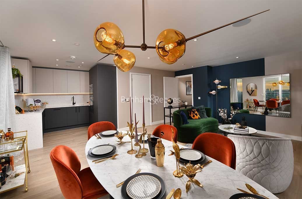 Reception view of Woodberry Down Image 4