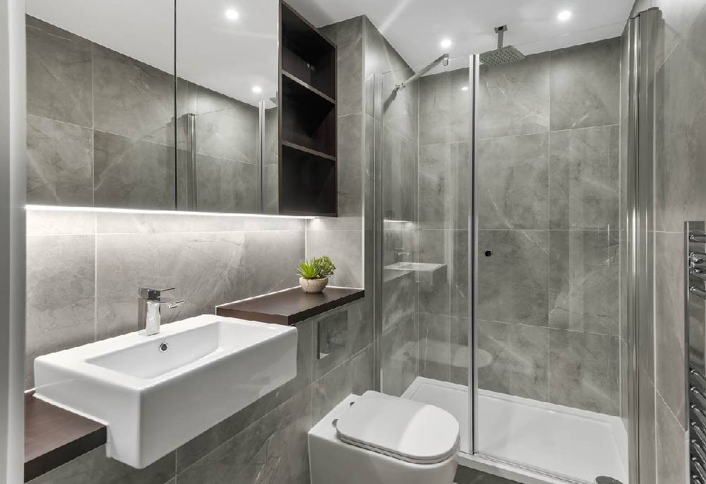 Bathroom view of North Kensington Gate Image 1