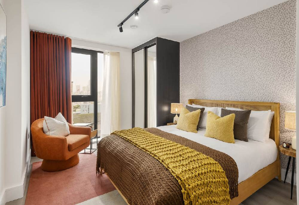 Bedroom view of North Kensington Gate Image 2