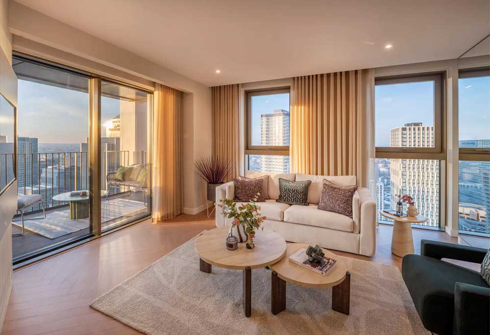 Reception view of One Thames Quay Image 1