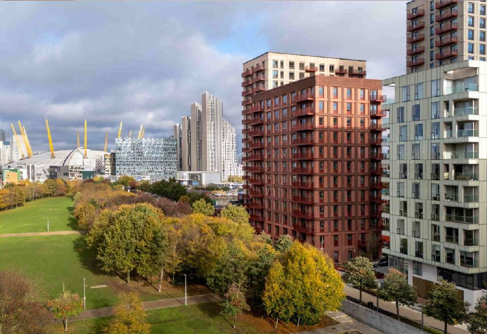 Exterior view of Peninsula Gardens Image 1