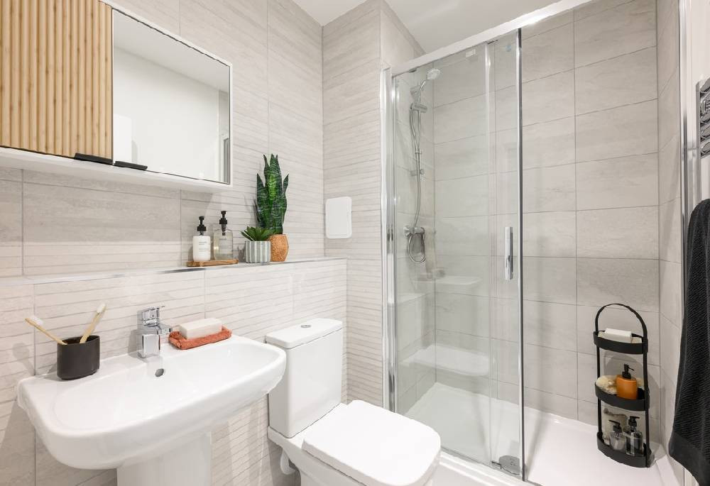 Bathroom view of Southall Grove Image 1