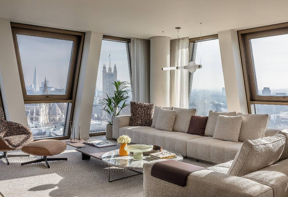 Reception view of The Broadway Image 1