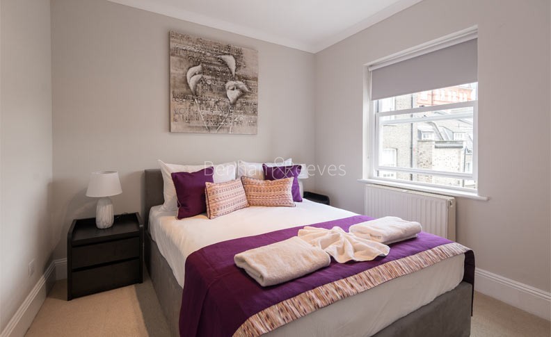 3 bedrooms apartments/flats to sale in Lockgate Road, Fulham-image 1