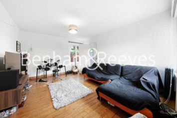 Pedworth Gardens, Surrey Quays, SE16