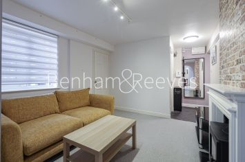 Transom Close, Surrey Quays, SE16