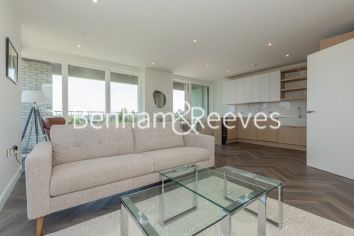 Henshaw Parade, Hendon, NW9