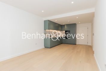 Parkview Avenue, Brent Cross, NW2