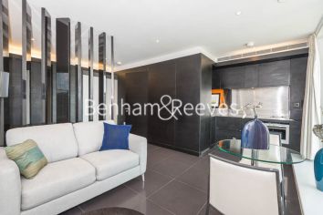 Pan Peninsula West, Canary Wharf, E14