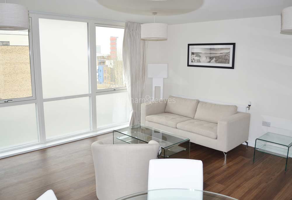 Reception view of Acton Gardens Image 1