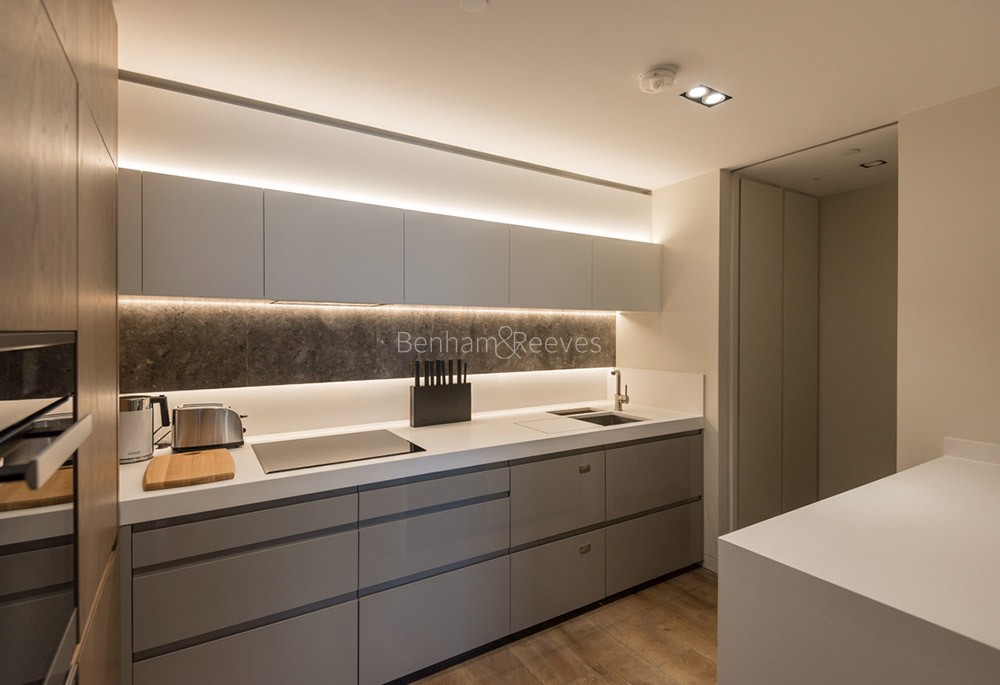 Kitchen view of Fitzroy Place Image 1