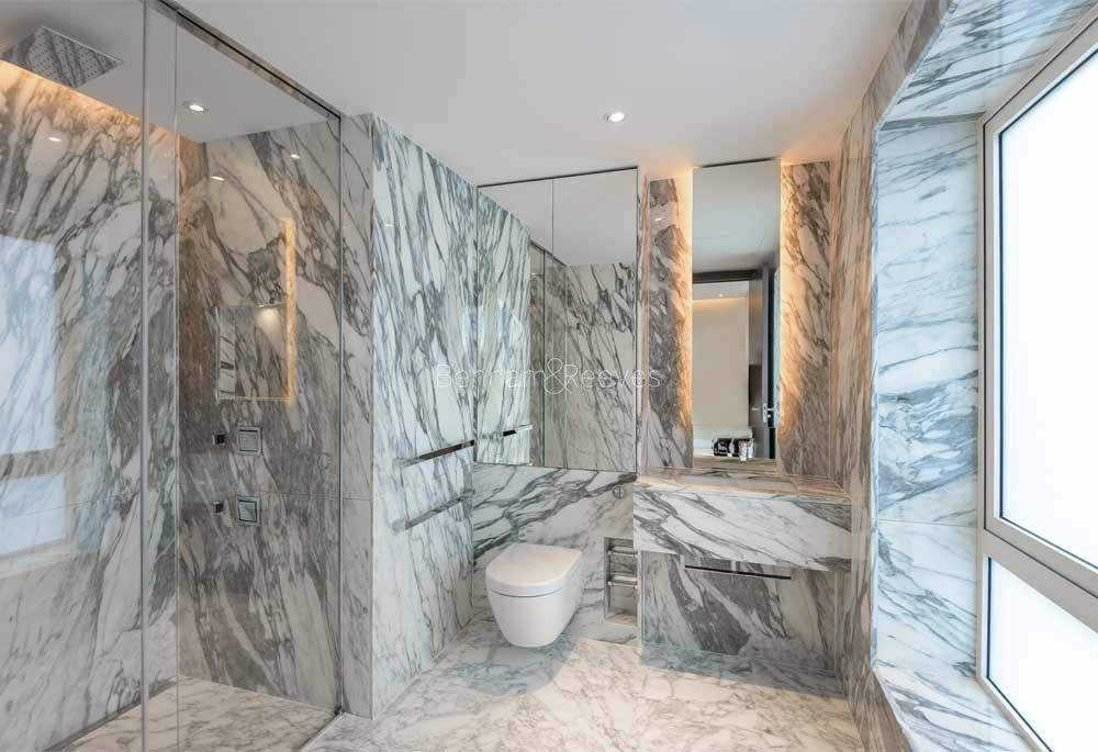 Bathroom view of Fulham Reach Image 1