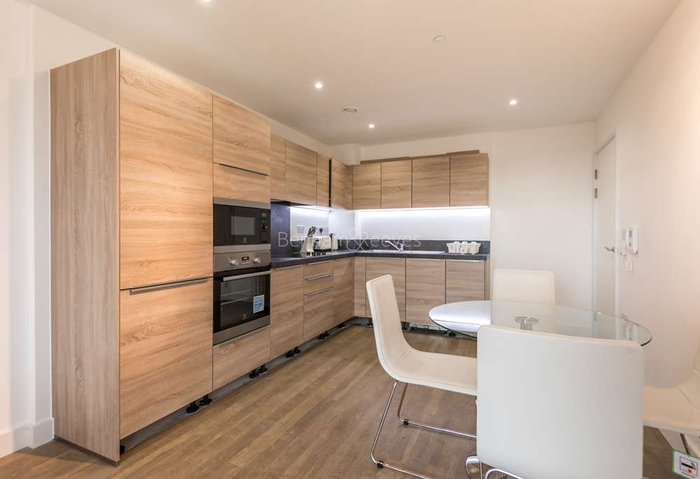 Kitchen view of Greenland Place Image 1