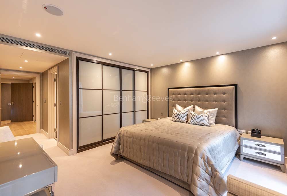 Bedroom view of Imperial Wharf Image 2