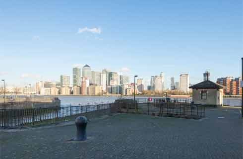 Marine Wharf East amenities images 1