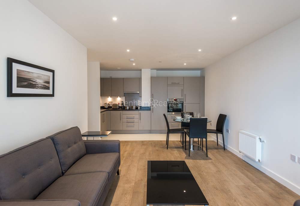 Kitchen view of Platinum Riverside Image 1