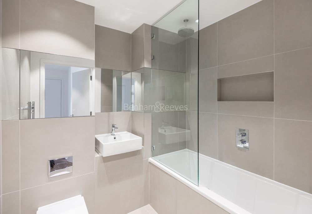 Bathroom view of The Filaments Image 1