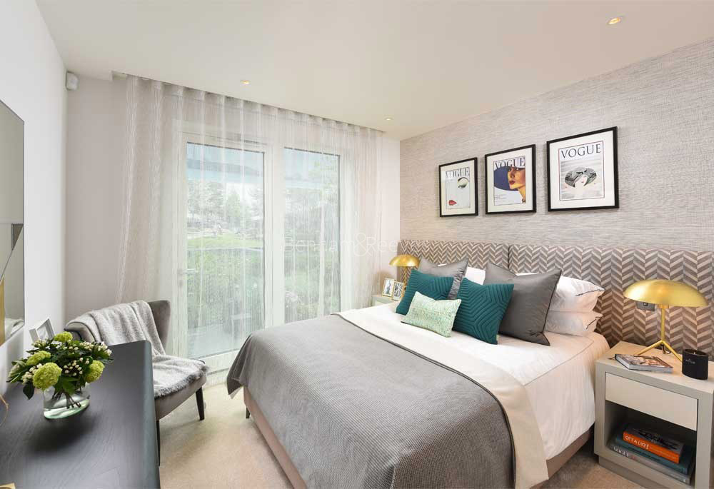 Bedroom view of White City Living Image 2