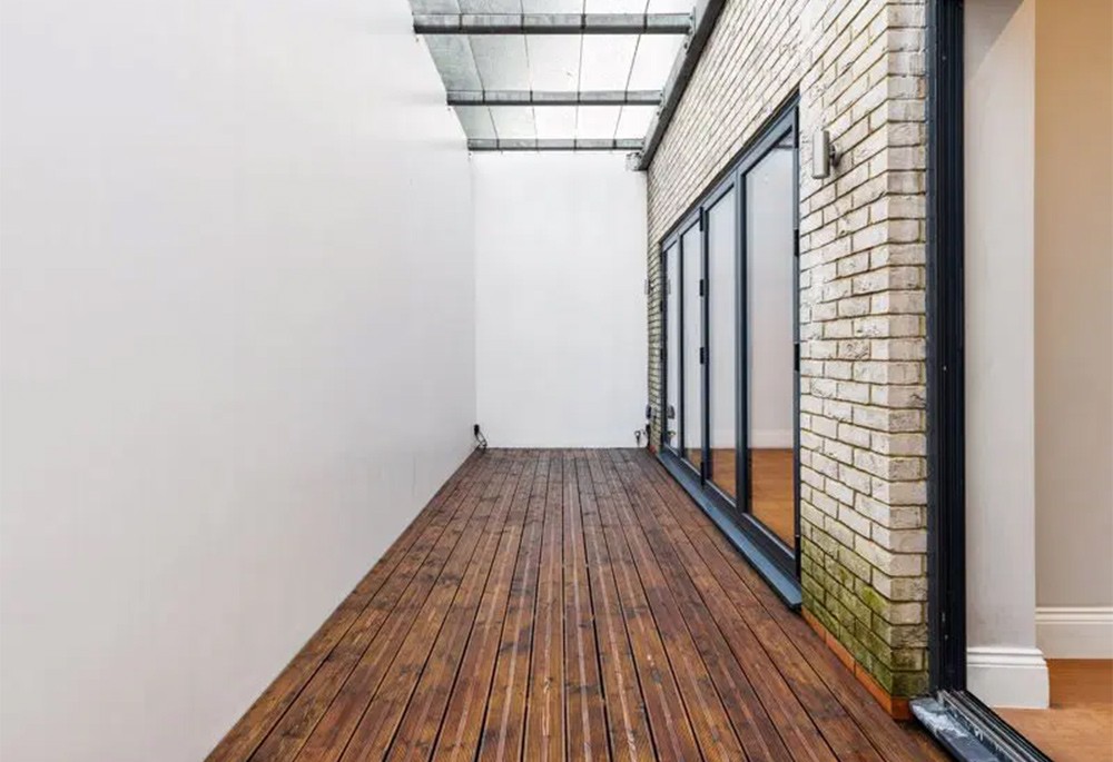 Exterior view of 16 Greville Road Image 3