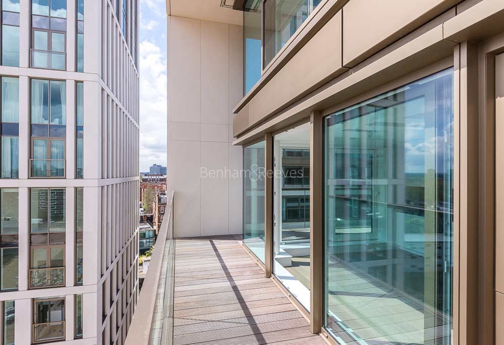 Reception view of 375 Kensington High Street Image 2