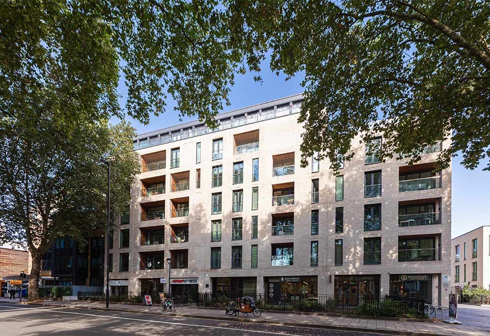 Exterior view of 500 Chiswick High Road Image 1