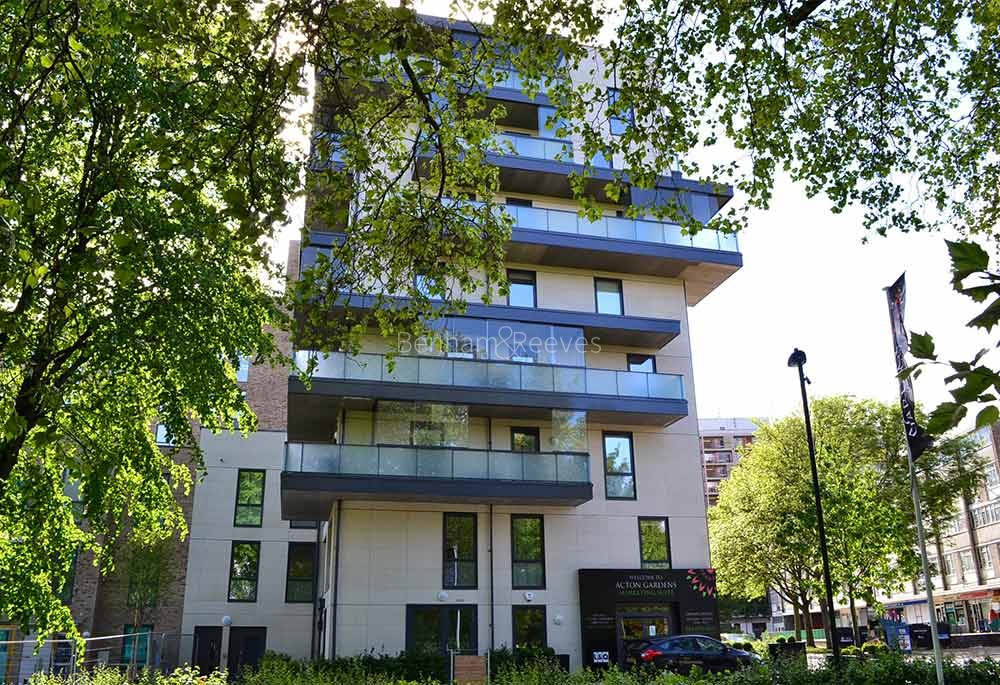 Exterior view of Acton Gardens Image 2