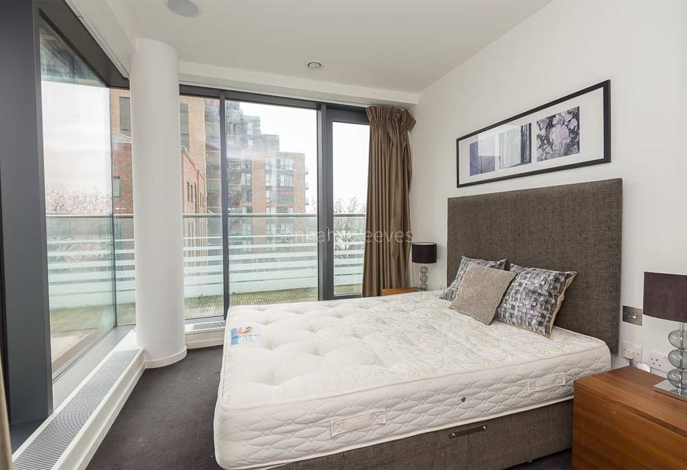 Bedroom view of Baltimore Wharf Image 2