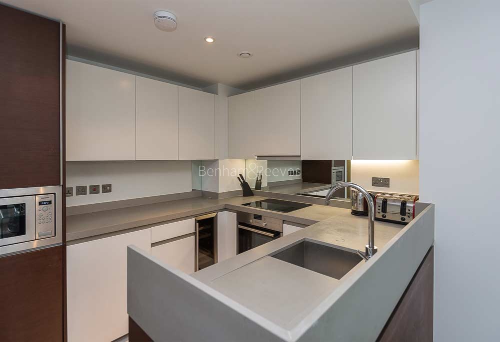 Kitchen view of Baltimore Wharf Image 1