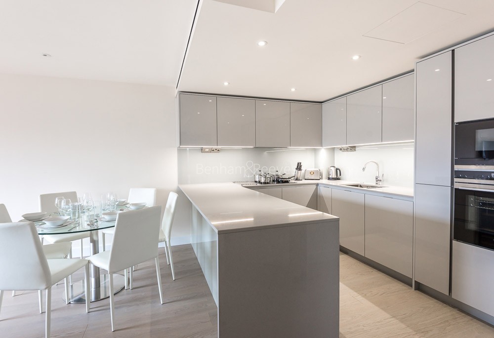 Kitchen view of Beaufort Park Image 1