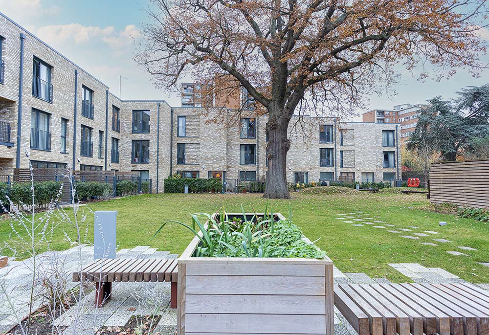Exterior view of Cambium Image 3