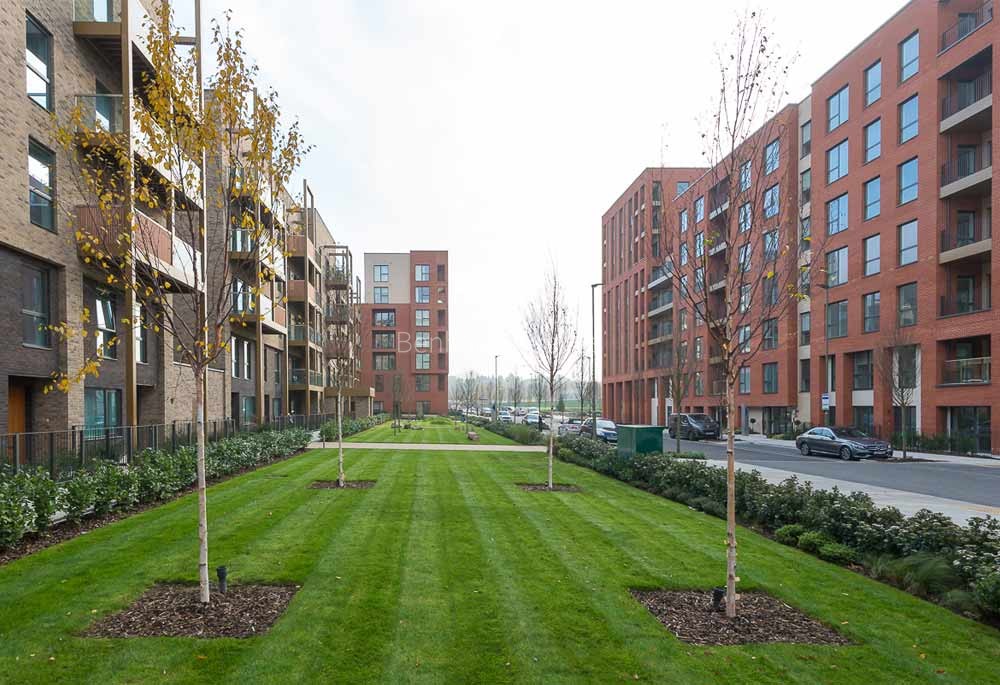 Exterior view of Colindale Gardens Image 3