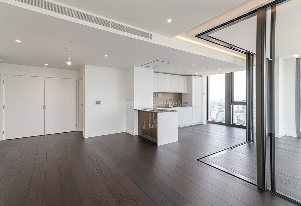 Reception view of DAMAC Tower Image 1