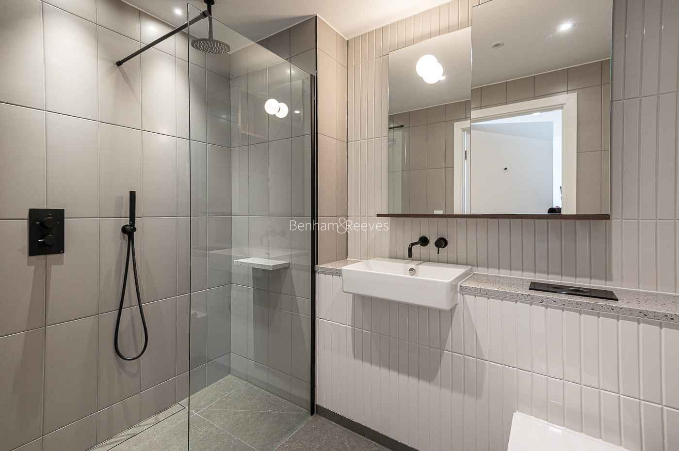 Bathroom view of Folio Gardens Image 1