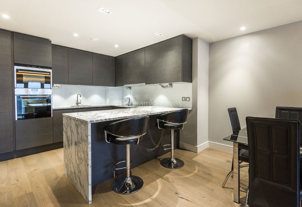Kitchen view of Fulham Reach Image 1