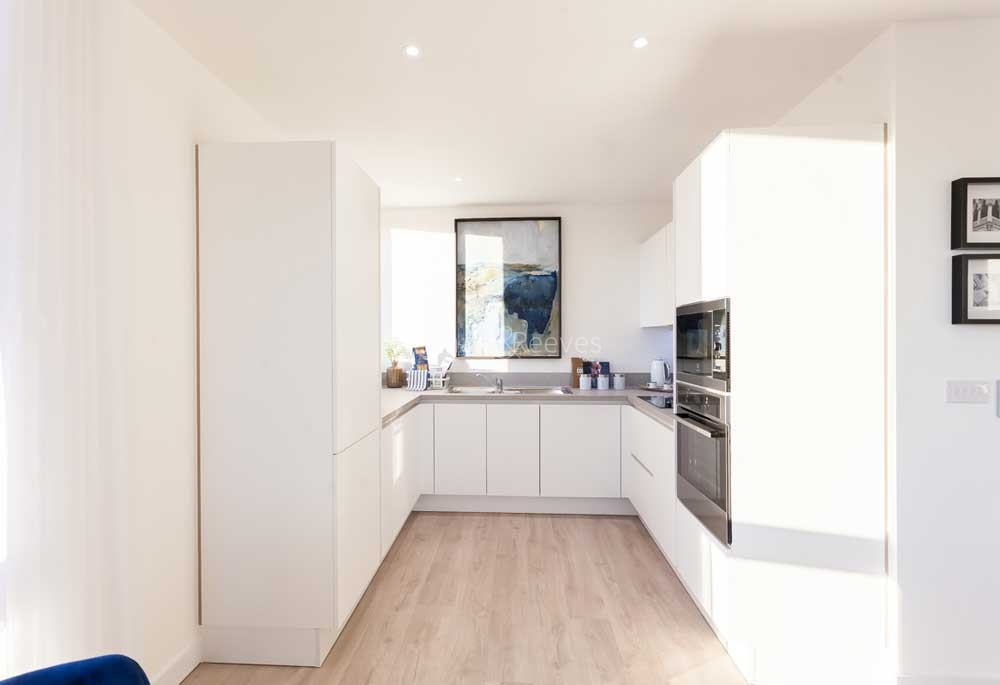 Kitchen view of Harrow Square Image 1