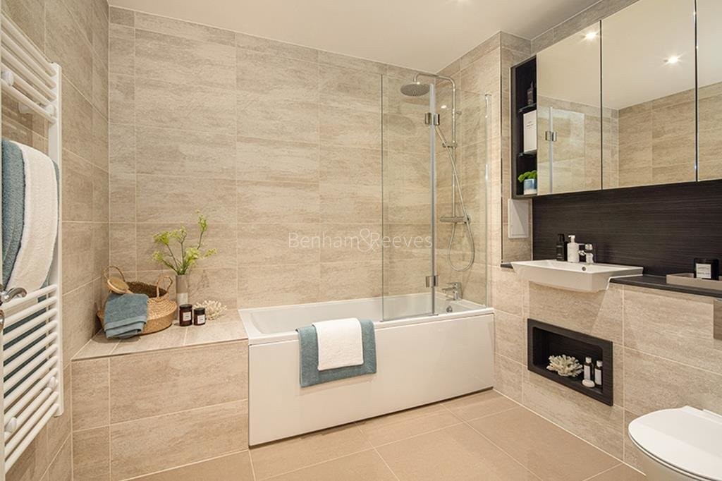 Bathroom view of Hayes Village Image 1