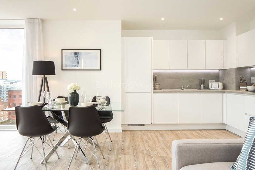 Kitchen view of High Street Quarter Image 1