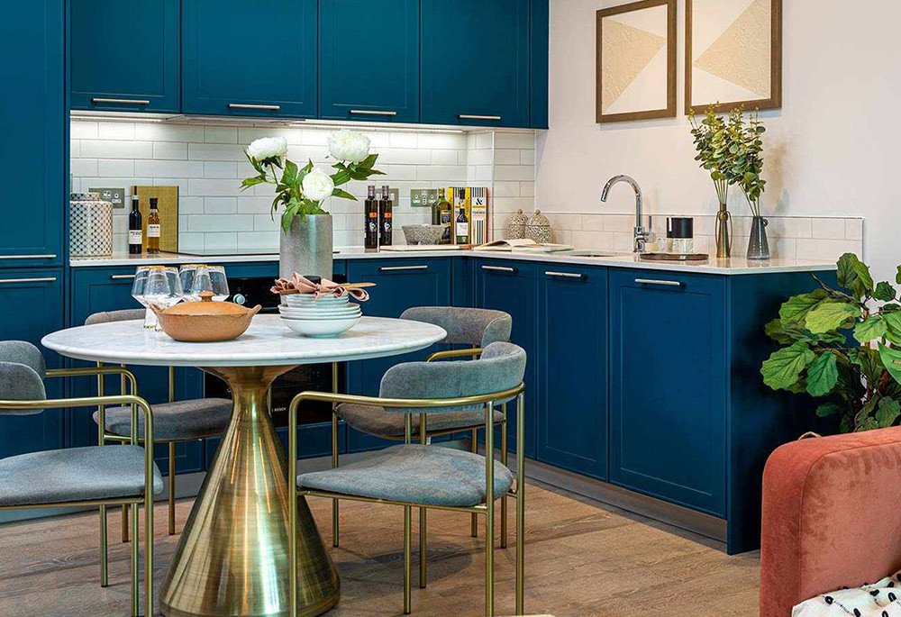 Kitchen view of Huntley Wharf Reading Image 1