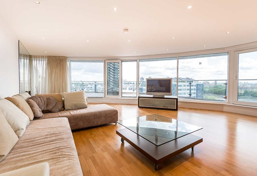 Reception view of Imperial Wharf Image 1