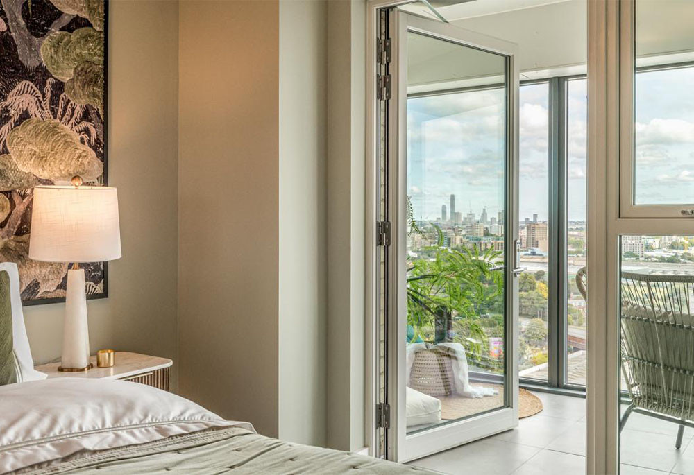 Bedroom view of Kew Bridge Rise Image 5