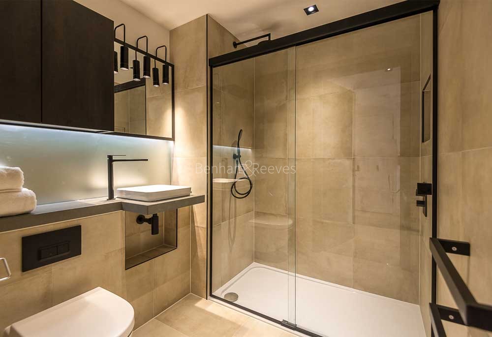 Bathroom view of Keybridge Image 1