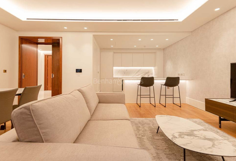 Reception view of Lancer Square Image 3